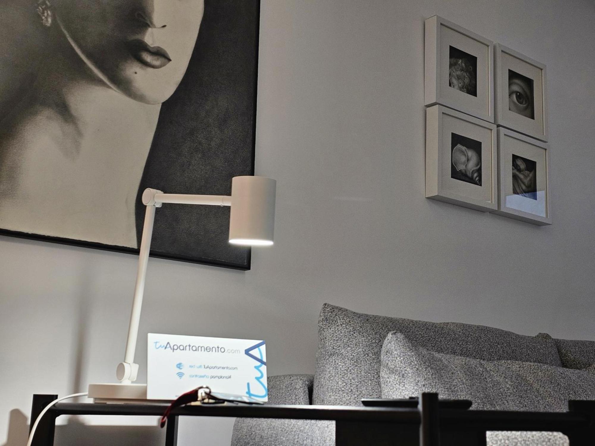 Apartament El Chupinazo Estafeta 85 Tuapartamento Pampeluna Zewnętrze zdjęcie
